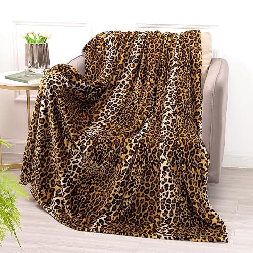 BNuitland Leopard Print Fleece Flannel Throw (50x40inch) with Storage Pouch, 300 GSM Double Sided Lightweight for Bed Sofa Travel, Super Soft Fuzzy Fluffy Cheetah Print Blanket for Babys/Kids/Pets thumbnail 4