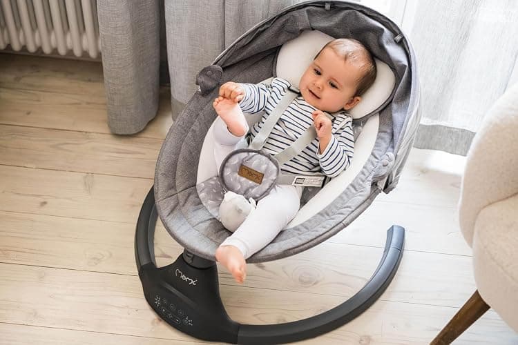 MoMi KENANI Transat balancelle jusqu’à 9 kg, pliable, télécommande et Bluetooth pour smartphone, alimentation piles et secteur, harnais de sécurité 5 points, pare-soleil, moustiquaire thumbnail 2