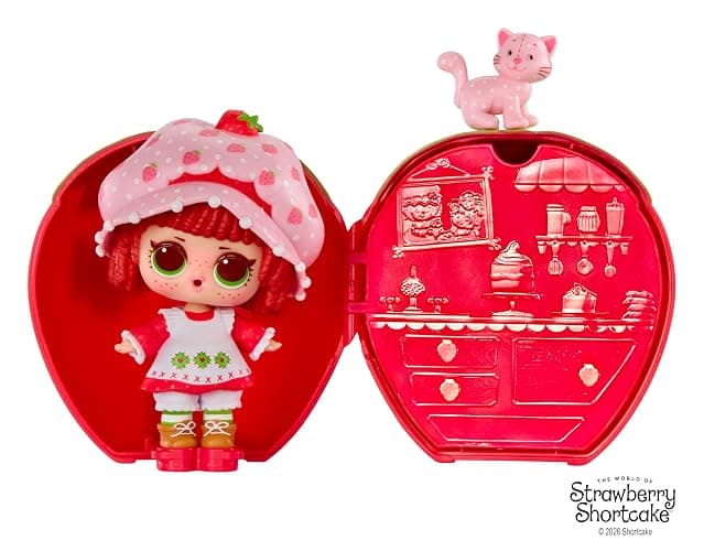 LOL Surprise Loves The World of Strawberry Shortcake Tots with Scented Dolls, Pets, and Transforming Strawberry House Playset – Gift for Kids Ages 4+ thumbnail 4