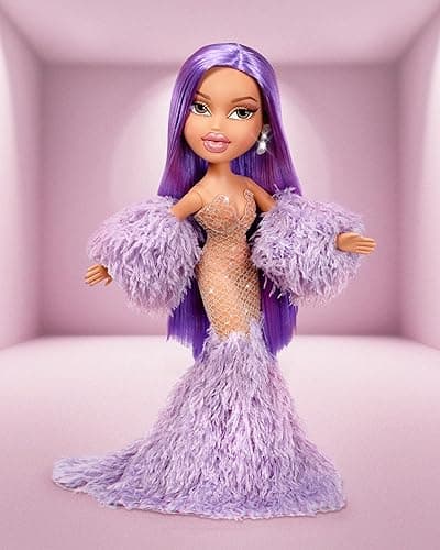 Bratz x Kylie Jenner 24-Inch Large-Scale Fashion Doll with Gown, 2 Feet Tall, Amazon Exclusive thumbnail 7