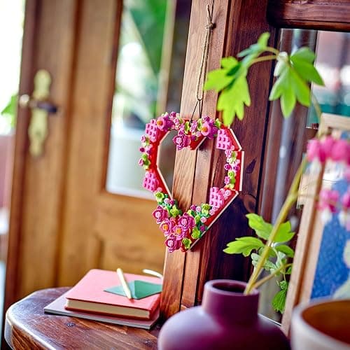 LEGO Heart Ornament Building Toy Set - Fun Arts and Crafts Idea for Girls and Boys, Ages 9+ - Display on The Wall as Home Decoration - Gifts for Kids - 40638 thumbnail 3