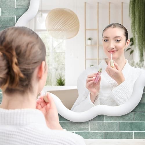 Disney Lip Gloss Collection, Belle Masion – Cosmetic Makeup Set for Daily Glam for Women and Girls, Tinker Bell, 4 Pcs thumbnail 5