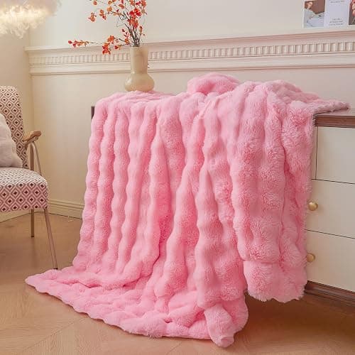 LIFEREVO Luxury Fluffy Faux Rabbit Fur Throw, Plush Fuzzy Bubble Waffle Blanket for Couch Sofa, Soft Cute Furry Blanket Home Decoration, Shaggy Lap Throw for Bedroom Living Room Office, 50x60, Pink thumbnail 5