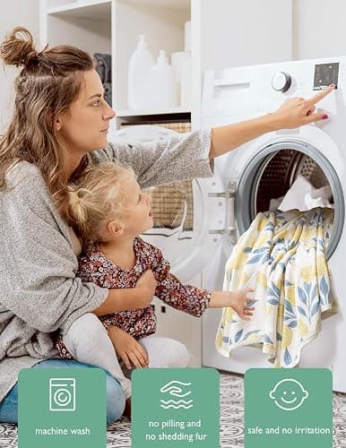 Momcozy Baby Towel with Hooded - Ultra Soft & Absorbent Large Bath Towel Set for Comfort & Gentle on Baby's Skin - Med Thick& Durable -Shower Gift & Bath Essential for Newborn, Infant, Toddler thumbnail 7