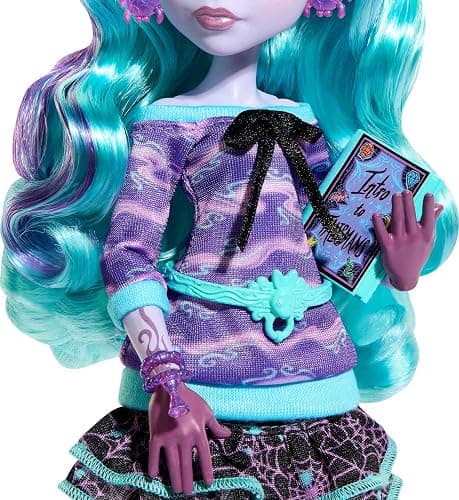 Monster High Creepover Party Doll, Twyla with Pet Bunny Dustin, Sleepover Clothes & Accessories like Hoodie, Book & Backpack thumbnail 4