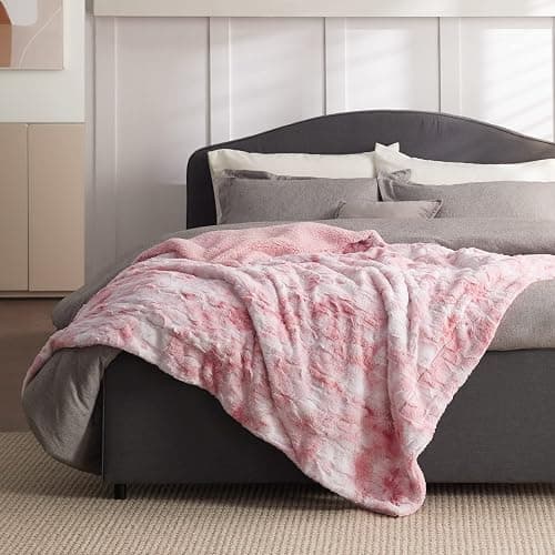Bedsure GentleSoft Sherpa Fluffy Blanket Twin Size - Fleece Warm and Cozy Throw for Women Gift, Plush & Fuzzy Faux Fur Christmas Blanket for Couch, Sofa, Bed Decor, Tie Dye Design, Pink, 60x80 Inches thumbnail 3