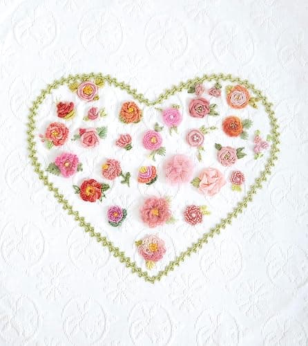 Foolproof Flower Embroidery: 80 Stitches & 400 Combinations in a Variety of Fibers; Add Texture, Color & Sparkle to Your Organic Garden thumbnail 4