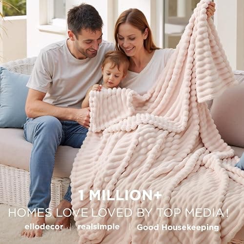 Bedsure GentleSoft Crystal Pink Full Blanket for Bed - Cozy Soft Blankets for Women, Cute Large Throws for Girls, 84x90 Inches thumbnail 3