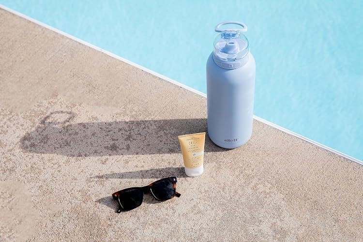 Ello Cooper 40oz Stainless Steel Water Bottle with Straw and Carry Handle, Double Walled and Vacuum Insulated Metal, Leak Proof Locking Lid with Soft Silicone Spout, Reusable, BPA Free, Halogen Blue thumbnail 9