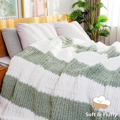 Cozyful Chunky Yarn for Hand Knitting - #10 Chunky Chenille Yarn, Jumbo Big Thick Chunky Yarns for Crocheting, Super Bulky Chunky Knit Blanket Yarns, 8 Skein (25yd, 8oz/Skein), Cream & Sage thumbnail 7