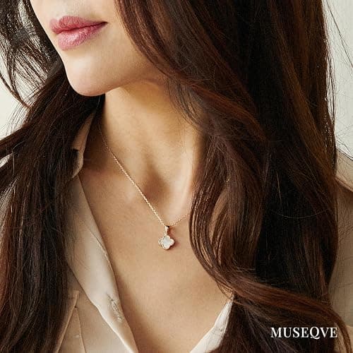 Clover necklace  thumbnail 6
