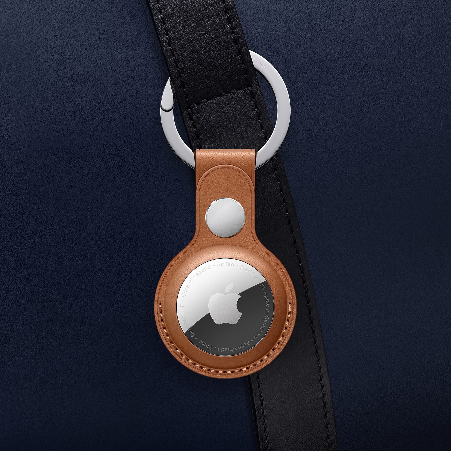 Apple AirTag. Track Your Keys, Wallet, Luggage, Backpack. Replaceable Battery. Water-Resistant. One-tap Set up with iPhone or iPad. thumbnail 9