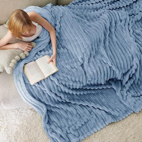 Bedsure Fluffy Fleece Blanket for Bed - Soft Cosy Warm Blankets, Soft Cute Double Size Throw Gifts for Women and Girls, Ashley Blue, 220x240 cm - Image 1