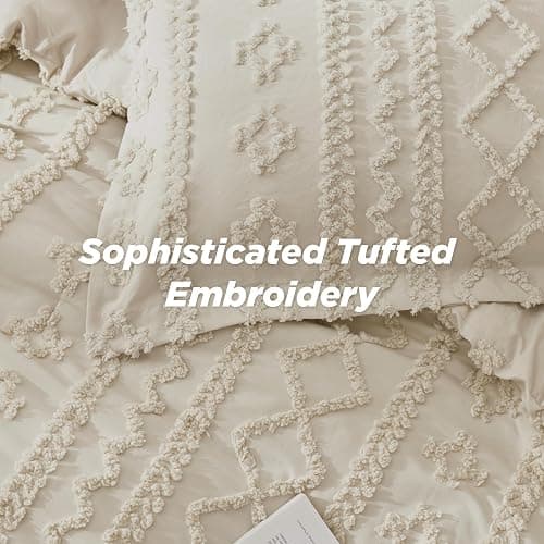 Bedsure Tufted Boho Comforter Set Full Size - Beige Boho Bed Set, GentleSoft™ 3 Pieces Farmhouse Shabby Chic Embroidery Bedding, Gifts for Woman, Soft Jacquard Full Comforter for All Seasons thumbnail 6
