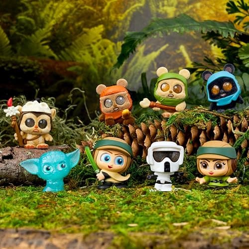 Star Wars™ Doorables Ewok Village Collection Peek, Collectible Figures, Kids Toys for Ages 5 Up by Just Play thumbnail 3