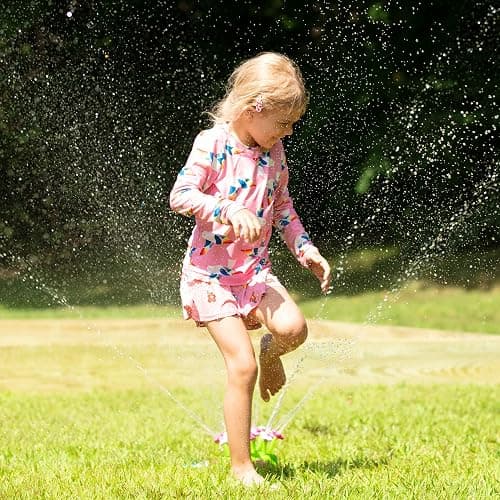 Melissa & Doug Sunny Patch Pretty Petals Flower Sprinkler Toy with Hose Attachment Toddler and Kids Outdoor Water Play Ages 3+ thumbnail 7