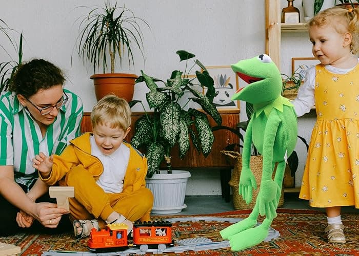 Kermit Frogs Hand Puppet, Frog Plush,The Muppets Show, Soft Frog Puppet Doll Suitable for Role Play -Green, 24 Inches thumbnail 2