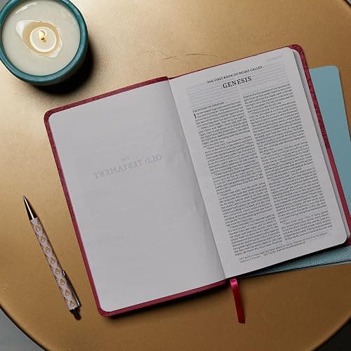 NKJV, Value Thinline Bible, Pink Leathersoft, Red Letter, Comfort Print: Holy Bible, New King James Version thumbnail 3