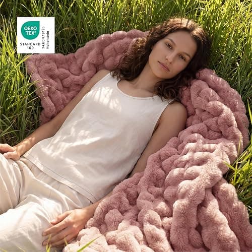 Bedsure Fluffy Bubble Faux Fur Twin Blanket, 60"x80", Dusty Rose | Soft, Fuzzy, Plush, Thick, Warm, Comfort, Couch, Bed, Sofa, Chair, Fleece, Cozy Gifts, Women, Men, Fall, Winter, Coloring thumbnail 4