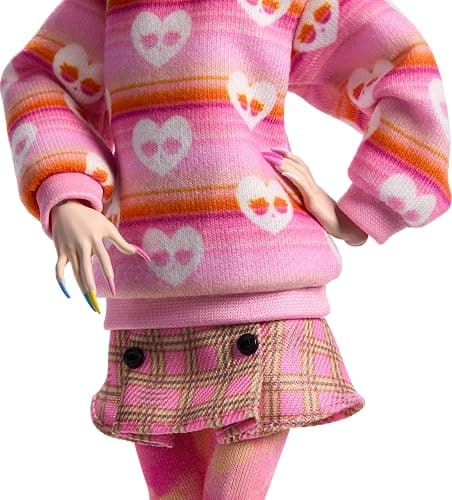 Monster High Wednesday Doll and Accessories, Enid Sinclair Collectible in Pink Fashion with Beret and Backpack, Doll Stand thumbnail 4