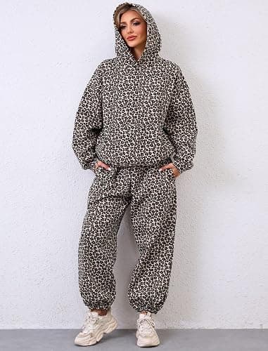 Eutten Camo Sweatsuits for Women Set 2 Piece Camo Hoodies Maple Leaf Print Oversized Sweatshirt Lounge Sets Fall Outfits thumbnail 4
