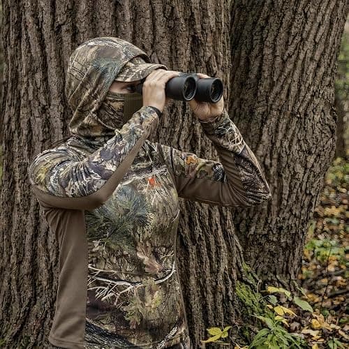 Hartena Women's Camo Hunting Hoodie with Face Mask UPF 50+ Quick Dry Shirt | Lightweight, Quick-Dry, 4-Way Stretch, Breathable Mesh Panels, Thumb Loops and Lens Chamois for Bow, Turkey and Deer Hunting thumbnail 2