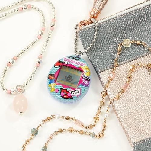 BANDAI - Tamagotchi Mascota Virtual Original Lots of Love 42975 Multicolor - Tu Fiel compañero Virtual en la Palma de tu Mano - Cuida, Juega y Disfruta - Juguete Electrónico para Mayores de 8 Años thumbnail 12