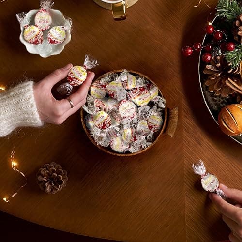 Lindt White Peppermint Truffles thumbnail 2