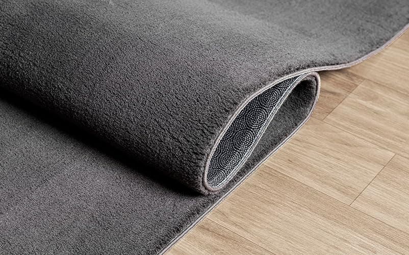 Mia´s Teppiche Taos kuscheliger Kurzflor Teppich, Anti-Rutsch Unterseite, Waschbar bis 30 Grad, Super Soft, Felloptik, Anthrazit, 80 x 150 cm - 80 x 150 cm - Anthrazit thumbnail 4