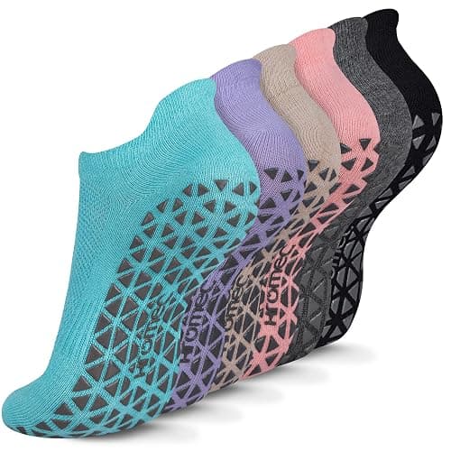 Non Slip Yoga Socks with Grips for Pilates, Ballet, Barre, Barefoot, Hospital Anti Skid Socks for Women and Men - Image 1