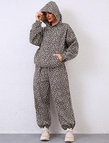 Eutten Camo Sweatsuits for Women Set 2 Piece Camo Hoodies Maple Leaf Print Oversized Sweatshirt Lounge Sets Fall Outfits thumbnail 2