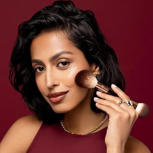 Real Techniques Cherry On Top It’s All Blush Brush, Dual-Ended & Multipurpose Makeup Brush for, Powder, Liquid & Cream Blush, Synthetic Bristles, Vegan & Cruelty-Free Face Brush, 1 Count thumbnail 4