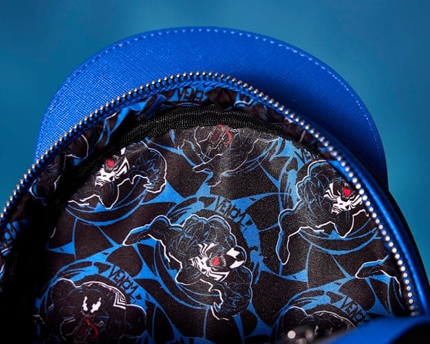 Loungefly Marvel Venom Cosplay Backpack Glow in the Dark thumbnail 4