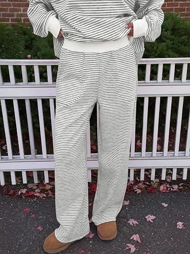 Striped Lounge Set  thumbnail 5