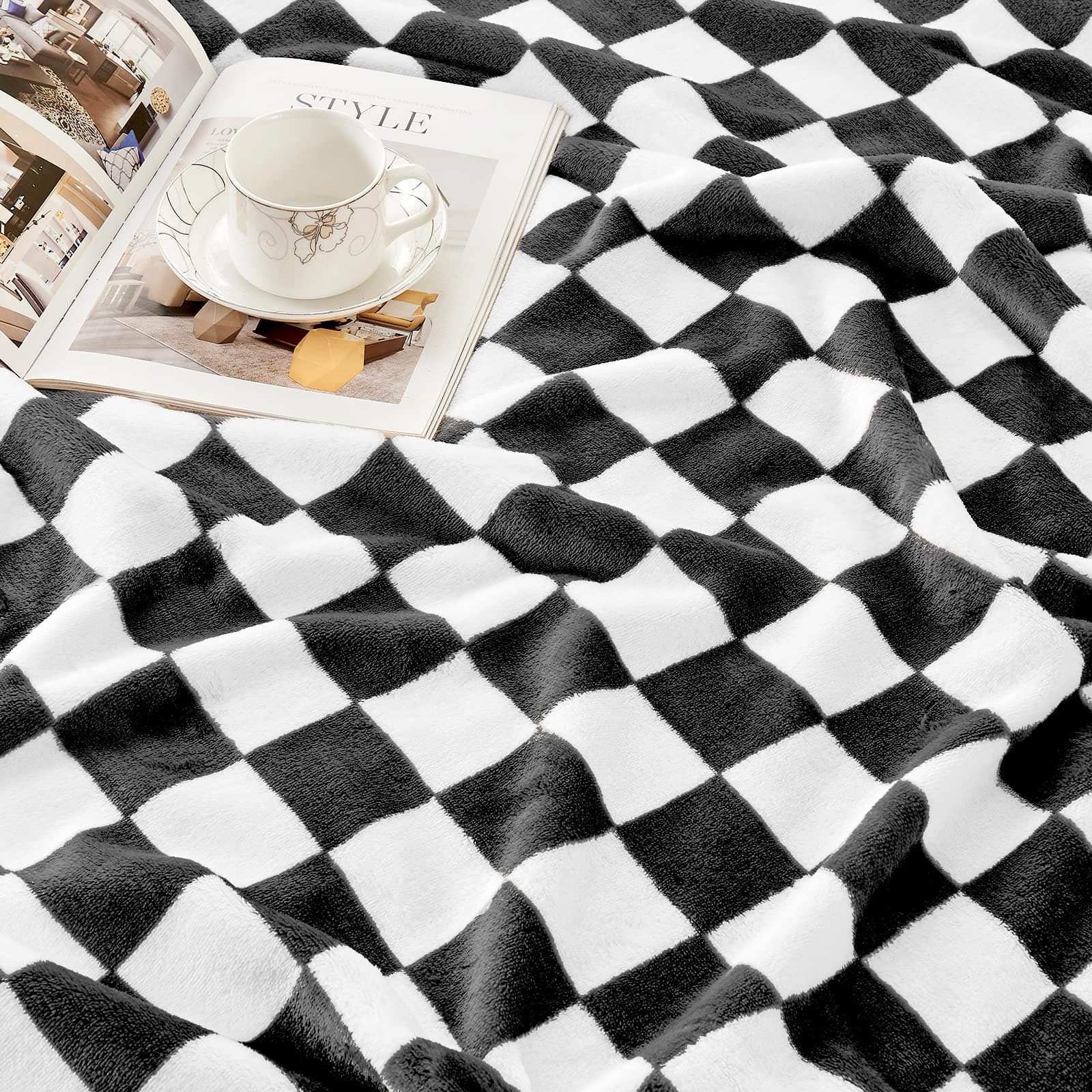 Edenleaf Checkered Blanket Flannel Throw Blankets Soft Cozy Checkered Grid Print Chessboard Gingham Pattern Blankets for Bed Sofa Couch for All Seasons（Black，50"×60"） thumbnail 7