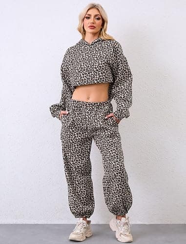 Eutten Camo Sweatsuits for Women Set 2 Piece Camo Hoodies Maple Leaf Print Oversized Sweatshirt Lounge Sets Fall Outfits thumbnail 5