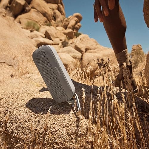 Bose SoundLink Flex (2e génération) Enceinte Bluetooth, Enceinte d’extérieur ultra-portable avec son haute fidélité, 12 heures d’autonomie, Enceinte résistante étanche à l’eau et à la poussière, Grès thumbnail 7