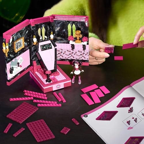 MEGA Monster High Action Figure Building Set Draculaura's Boo-k Crypt with 301 Pieces, Book Nook for Collectors thumbnail 3