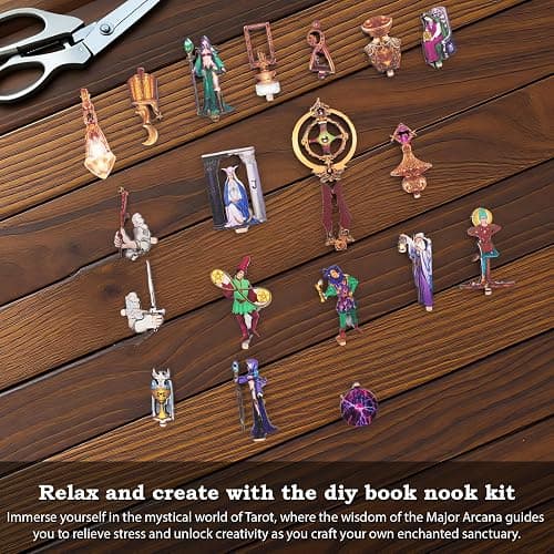 Tarot Oracle (Book Nook) thumbnail 4