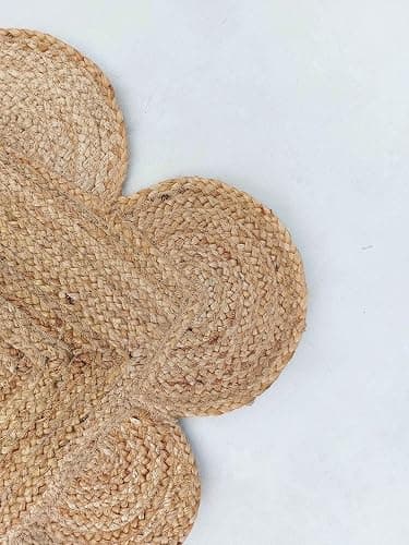 Gautam International Scalloped Natural Jute Area Rug, Natural Color (6'X9') - Natural - 6'x9' thumbnail 8