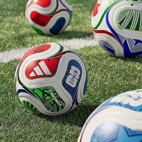 adidas FIFA World Cup 26™ Trionda Mini Soccer Ball thumbnail 4