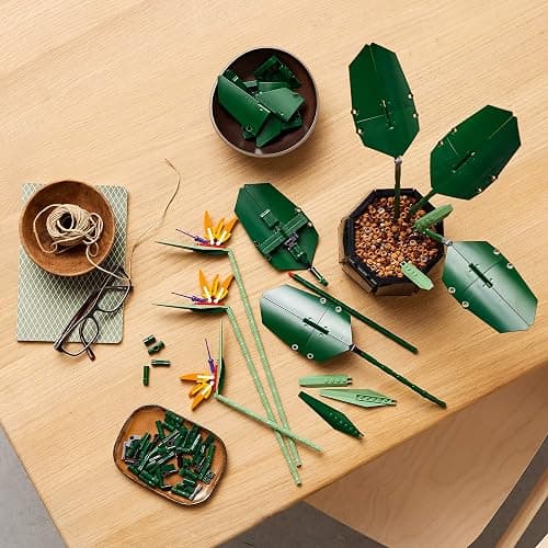 LEGO 10289 Creator Expert Bird of Paradise Building Set for Adults, Artificial Plants Flowers Deco Gift Idea thumbnail 2