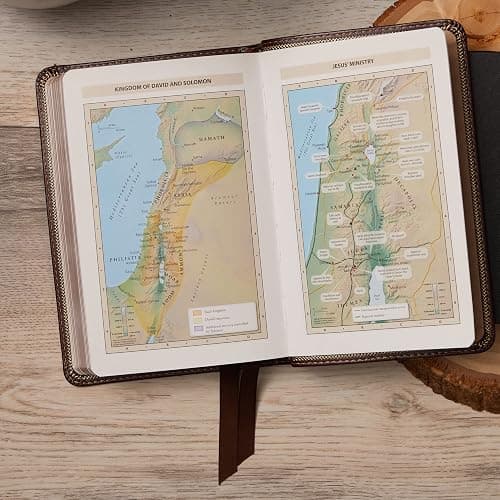 NKJV, Thinline Bible, Compact, Leathersoft, Blue, Red Letter, Comfort Print: Holy Bible, New King James Version thumbnail 12