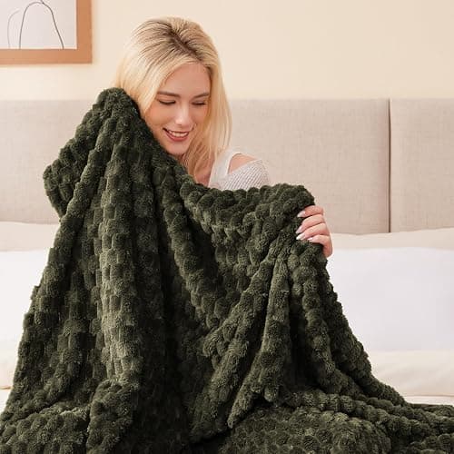 EXQ Home Fleece Throw Blanket for Couch or Bed - 3D Imitation Turtle Shell Jacquard Decorative Blankets - Cozy Soft Fuzzy Flannel Blanket Suitable for All Seasons(50"×60",Moss Green) thumbnail 4