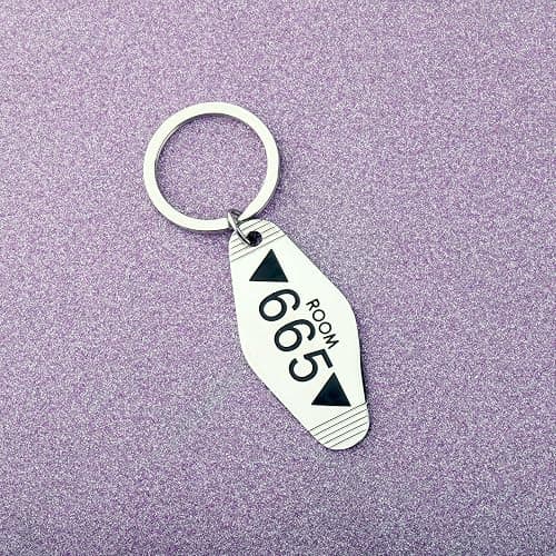 FAADBUK Video Game Gift Video Game Lover Gift Oceanview Keychain for Gamer thumbnail 4