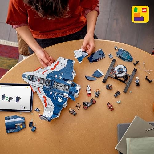 LEGO Marvel Avengers: Age of Ultron Quinjet - Kids Toy for Boys and Girls, Ages 12+ - Avengers Toy with 5 Marvel Action Figures - Collectible Decor & Playset - Gift Idea for Birthdays - 76325 thumbnail 6