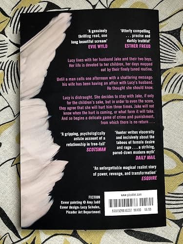 The Harpy - Paperback thumbnail 4