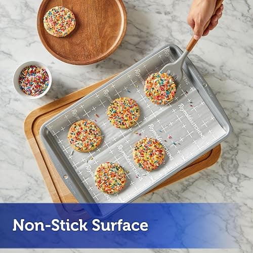 Reynolds Kitchens Cookie Baking Sheets, Pre-Cut Parchment Paper, 25 Count per Pack (Pack of 4), 100 Sheets Total thumbnail 2