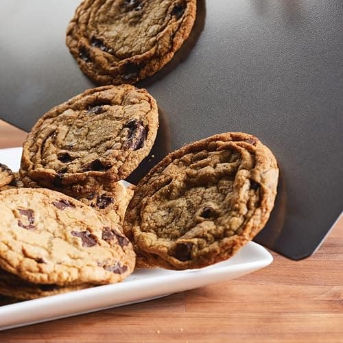 Farberware Insulated Nonstick Bakeware 14-Inch x 16-Inch Jumbo Cookie Sheet, Light Gray - 14" x 16" thumbnail 11
