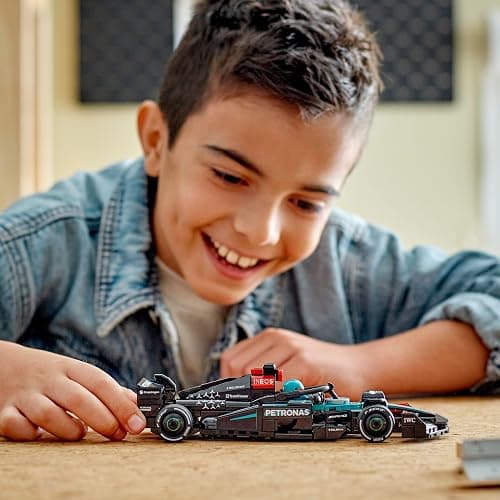 LEGO Speed Champions Mercedes-AMG F1 W15 Rennauto - Spielzeug mit Formel 1 Minifigur - Modell Auto zum Sammeln und Bauen - Geschenk für Jungen & Mädchen ab 10 Jahren oder Erwachsene Fans 77244 thumbnail 2